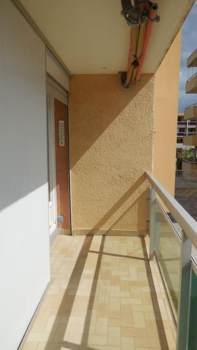 Agreable T3, Bormes Les Mimosas Apartment Luaran gambar